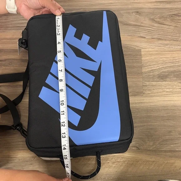 Nike Men's Black Duffel Bag with Blue Logo - Picture 6 of 11